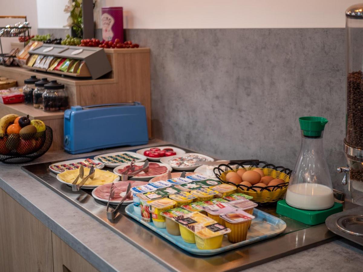 Contact Hotel Restaurant Bleu France - Eragny Cergy Экстерьер фото