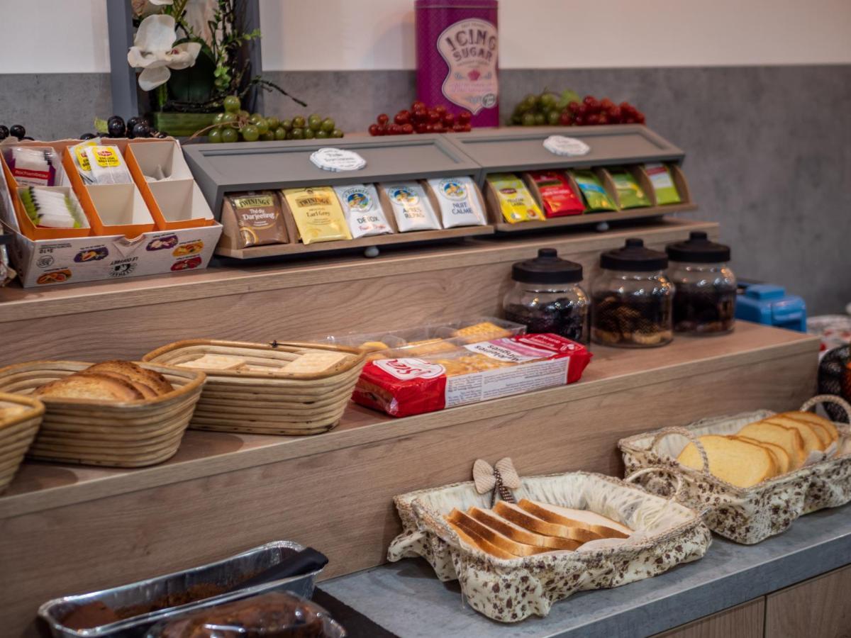 Contact Hotel Restaurant Bleu France - Eragny Cergy Экстерьер фото