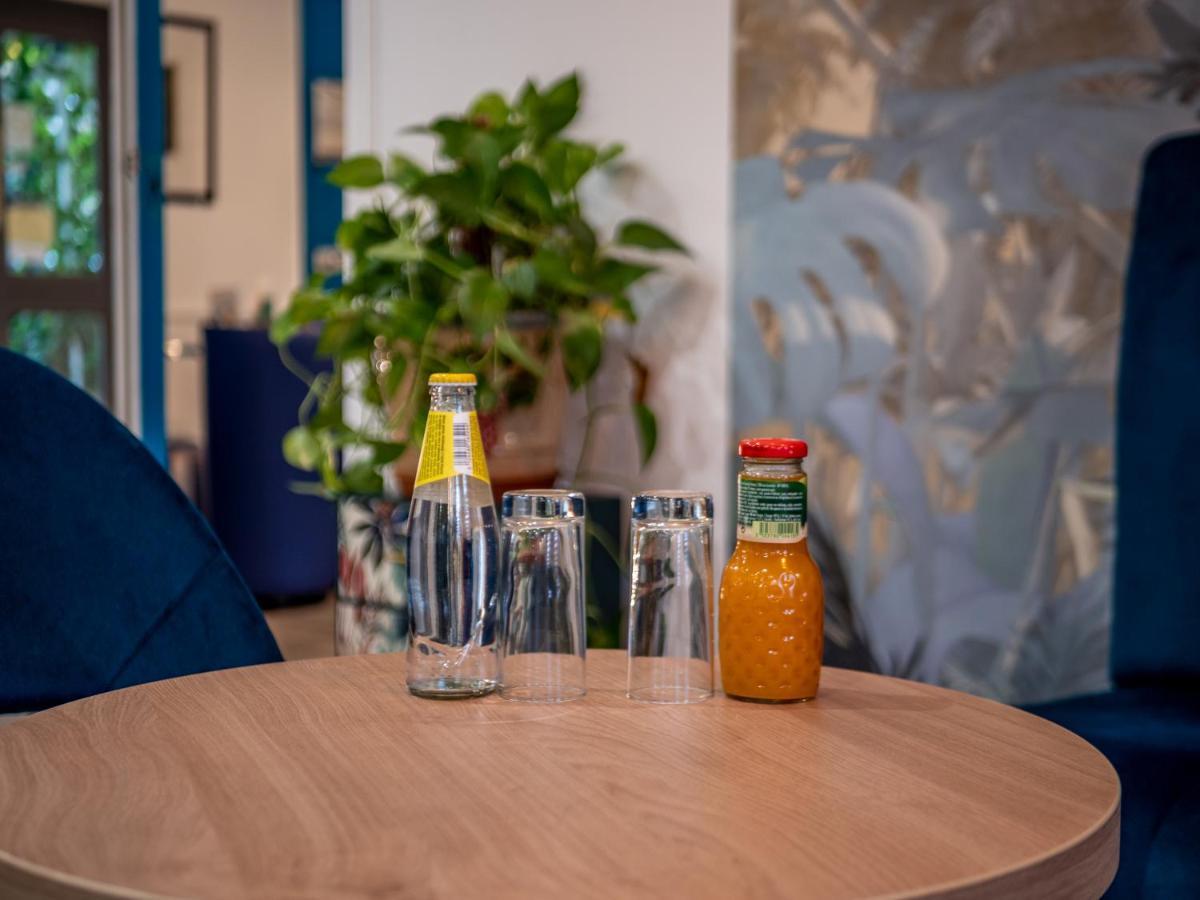 Contact Hotel Restaurant Bleu France - Eragny Cergy Экстерьер фото