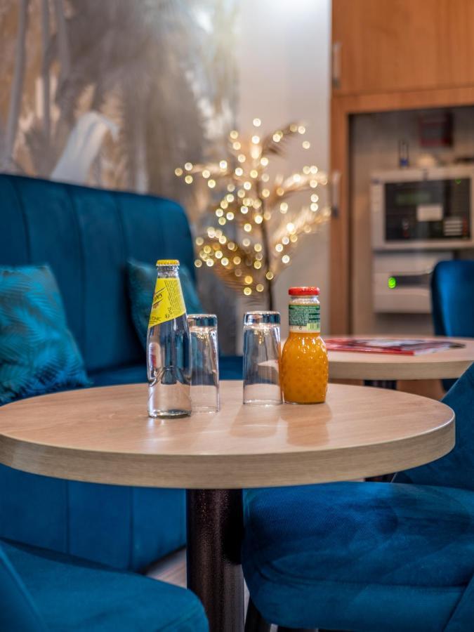 Contact Hotel Restaurant Bleu France - Eragny Cergy Экстерьер фото