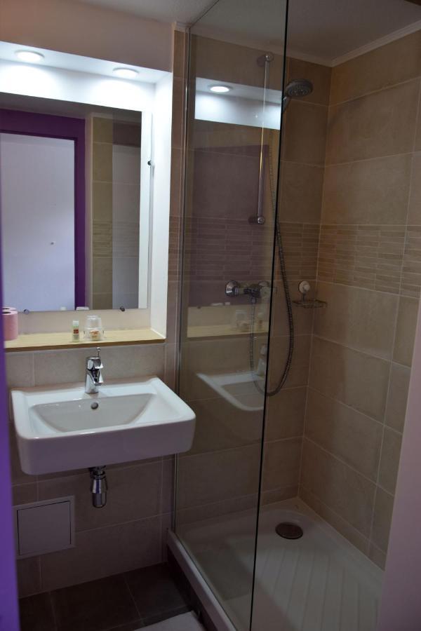 Contact Hotel Restaurant Bleu France - Eragny Cergy Экстерьер фото