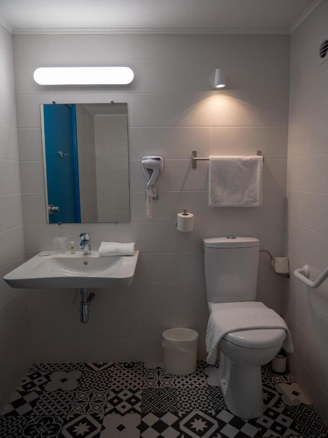 Contact Hotel Restaurant Bleu France - Eragny Cergy Экстерьер фото